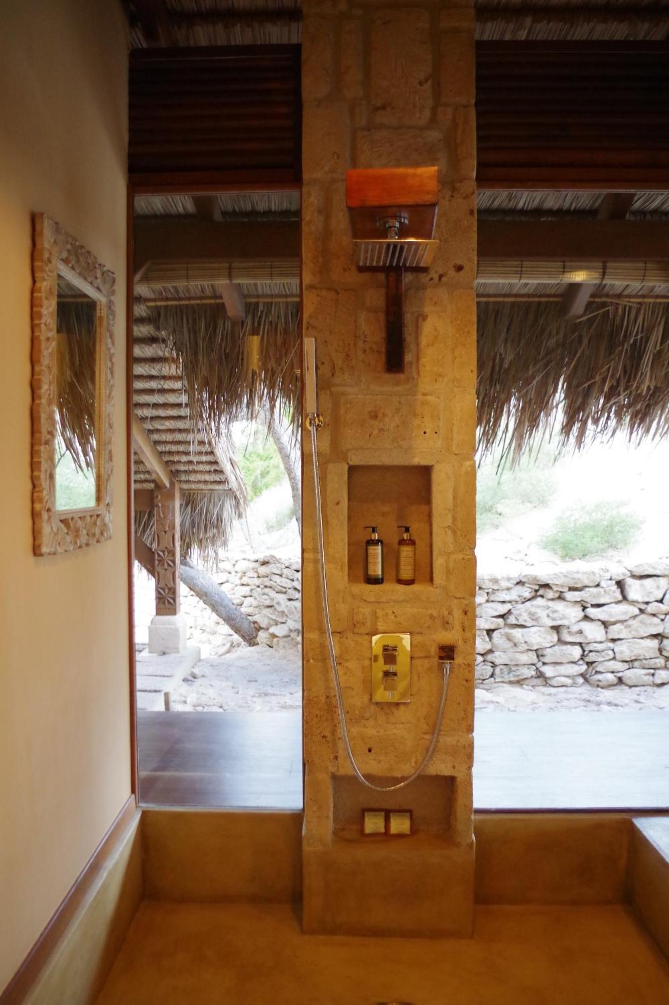 Demeure De La Compagnie Generale Des Huiles Precieuses Bed & Breakfast Ifaty Ngoại thất bức ảnh